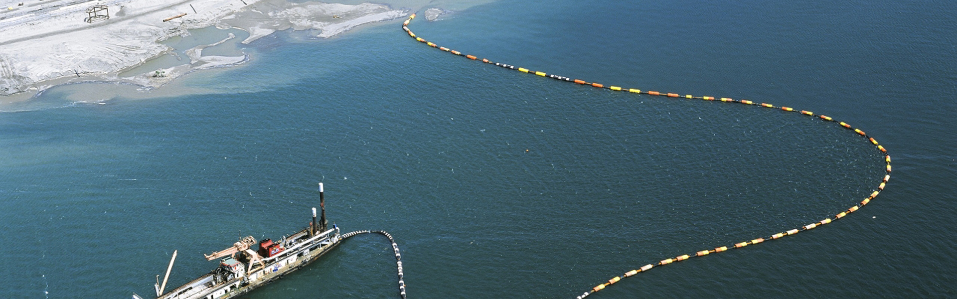 One of the world’s largest backhoe dredgers Goliath busy in Felixstowe