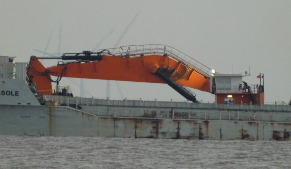 One of the world’s largest backhoe dredgers Goliath busy in Felixstowe